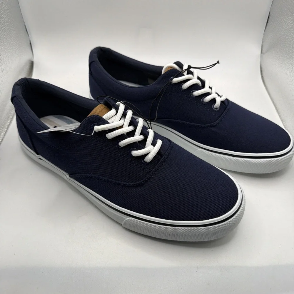 Izod Men's Rangley Lace Up Navy Blue Canvas Shoes Size 8.5. New